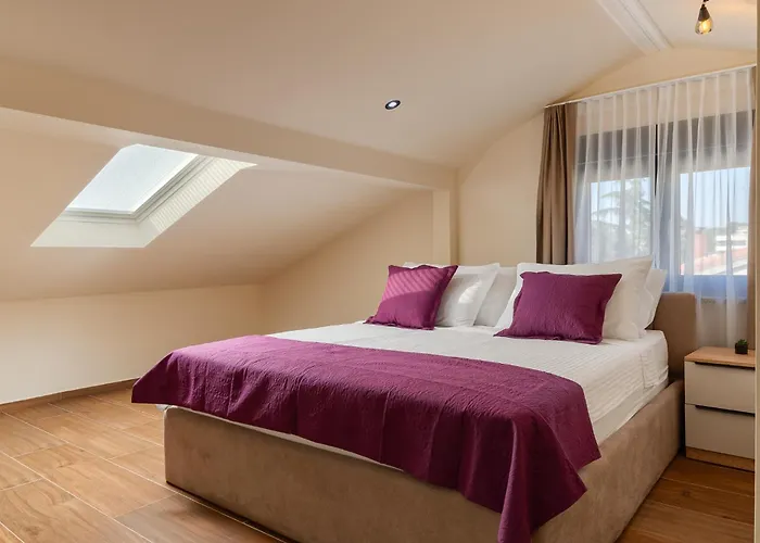 Palma 5 Premium Bed and Breakfast Πόρετς